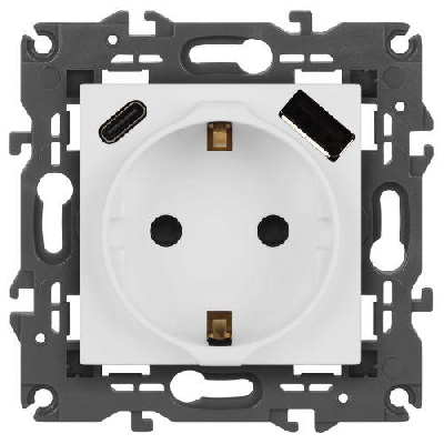 Розетка Elegance 14-4108-01М 16A 250В 2P+E защ. шторки с USB type-A+C 3А 5В матов. бел. Эра Б0067710
